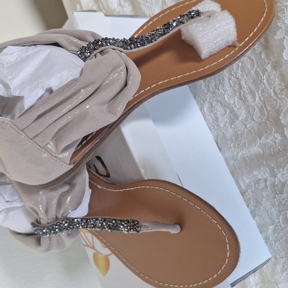 NIB Flourish Sandals Size 7 - Picture 5 of 11